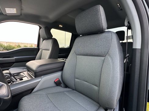 New 2025 Ford F150 Lightning XLT image 67