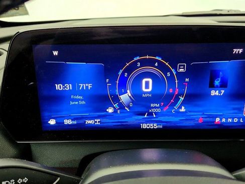 Used 2024 Chevrolet Traverse Z71 AWD/4WD image 14