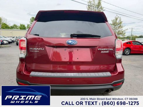 Used 2017 Subaru Forester 2.5i Premium w/ All-Weather Package AWD/4WD image 6