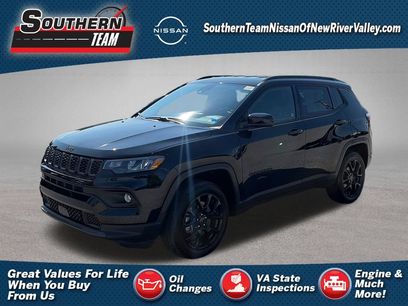 Used 2025 Jeep Compass Latitude w/ Convenience Group