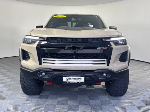 Used 2024 Chevrolet Colorado ZR2 w/ ZR2 Bison Edition AWD/4WD image 3