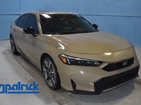 Used 2025 Honda Civic Sport Touring image 1