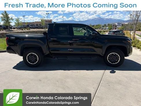 Used 2025 Toyota Tacoma TRD Off-Road w/ TRD Off Road Premium Package AWD/4WD image 2