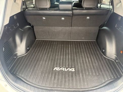 Used 2017 Toyota RAV4 Limited AWD/4WD image 28