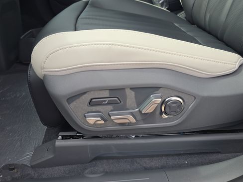 New 2026 Kia EV9 GT-Line AWD/4WD image 22