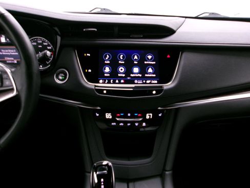 Used 2023 Cadillac XT5 Premium Luxury AWD/4WD image 11