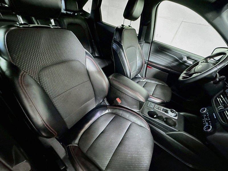 Used 2024 Ford Escape ST-Line AWD/4WD image 26