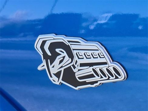 New 2026 RAM 1500 4x4 Crew Cab image 9