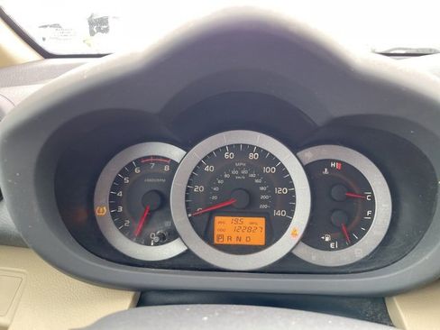 Used 2011 Toyota RAV4 Limited image 14