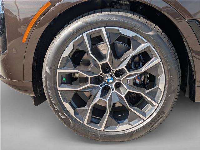 Used 2026 BMW X7 xDrive40i w/ M Sport Package AWD/4WD image 10