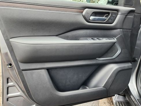 New 2026 Nissan Armada Platinum Reserve image 7