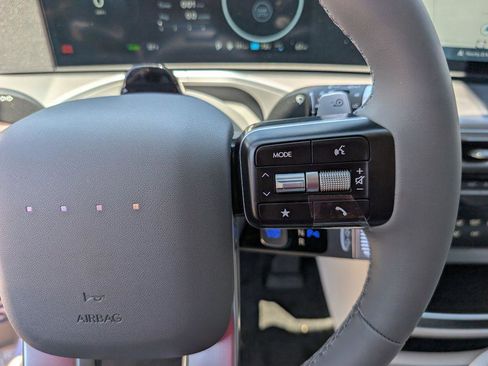 New 2026 Hyundai Ioniq 9 SEL image 16