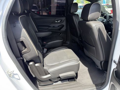 Used 2022 Chevrolet Traverse Premier w/ Redline Edition image 13