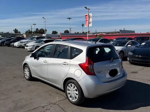 Used 2016 Nissan Versa Note SV image 4