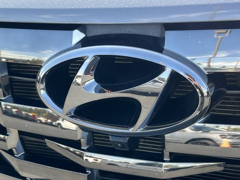 Used 2022 Hyundai Santa Cruz Limited AWD/4WD image 8