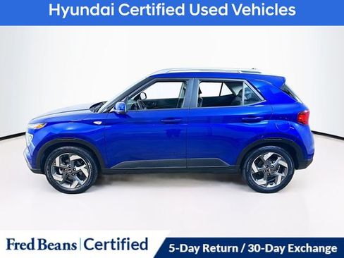 Certified 2022 Hyundai Venue Limited FWD image 5