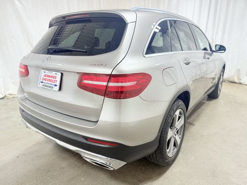 Used 2019 Mercedes-Benz GLC 300 4MATIC image 8