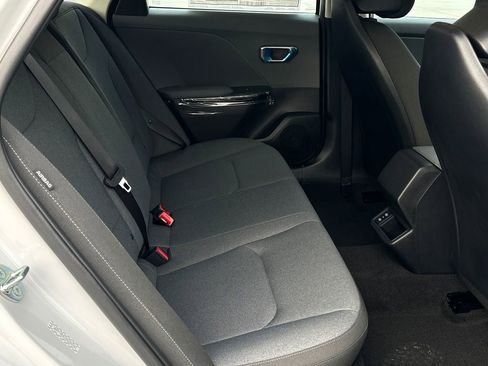 New 2025 Kia K4 FWD image 11