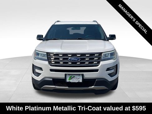 Used 2016 Ford Explorer XLT AWD/4WD image 2