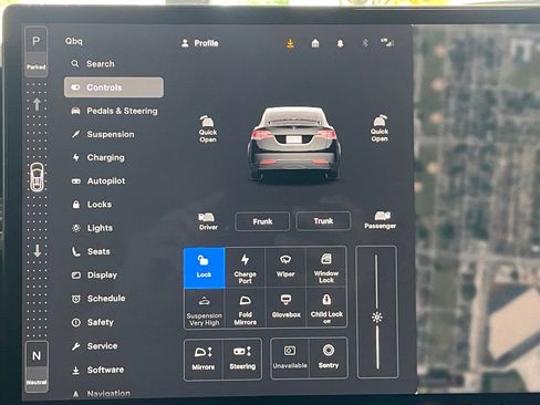 Used 2022 Tesla Model X Plaid image 35