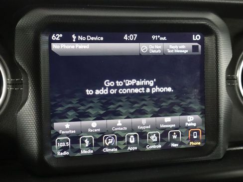 Used 2018 Jeep Wrangler Unlimited Sahara image 36