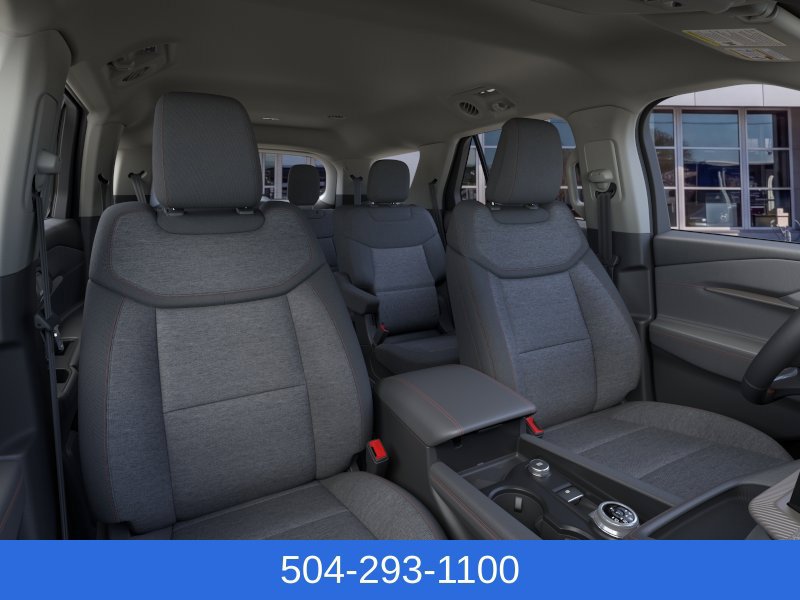 New 2026 Ford Explorer Active RWD image 12