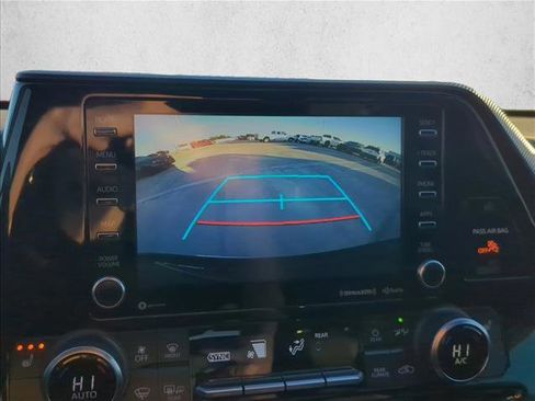 Certified 2022 Toyota Highlander XSE image 18