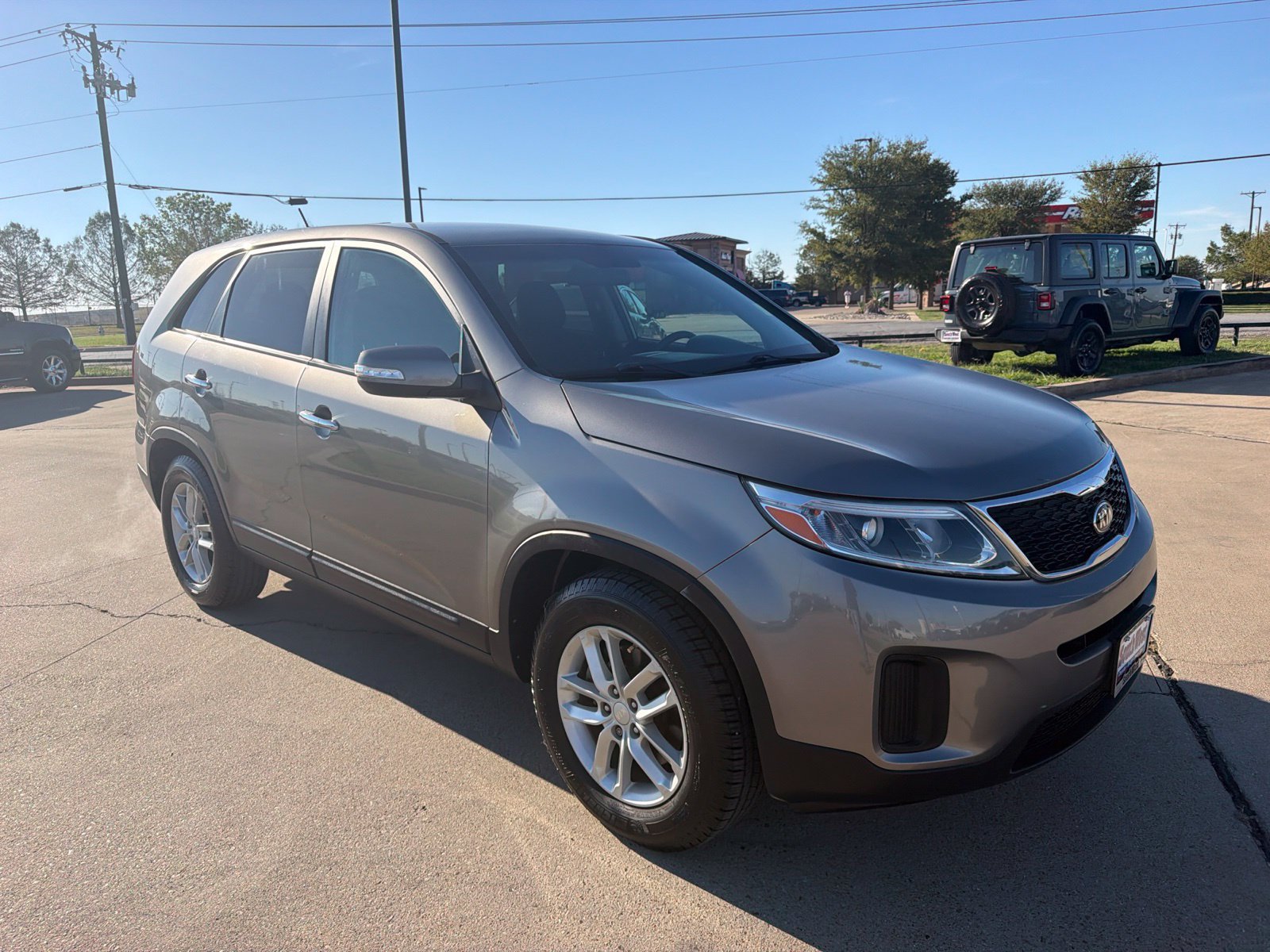 Used 2015 Kia Sorento LX FWD image 3