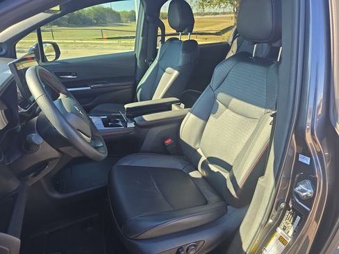 Certified 2025 Toyota Sienna XSE image 16