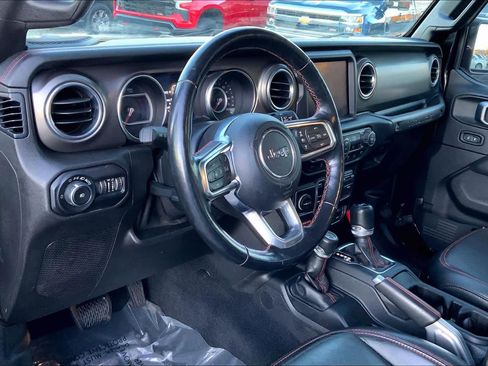 Used 2019 Jeep Wrangler Unlimited Rubicon image 16