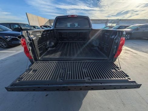 Used 2018 Toyota Tundra SR5 image 11