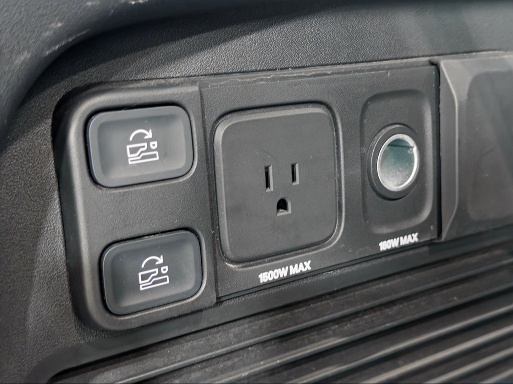 Used 2023 Rivian R1S Adventure Quad AWD/4WD image 29