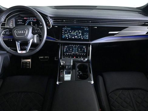 Certified 2025 Audi SQ7 Premium Plus w/ Executive Package AWD/4WD image 9