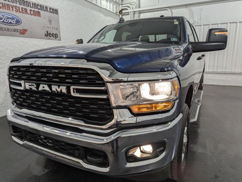 Used 2024 RAM 2500 Big Horn w/ Level 2 Equipment Group image 3