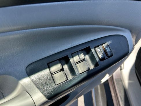 Used 2015 Toyota Tacoma PreRunner w/ SR5 Package image 24