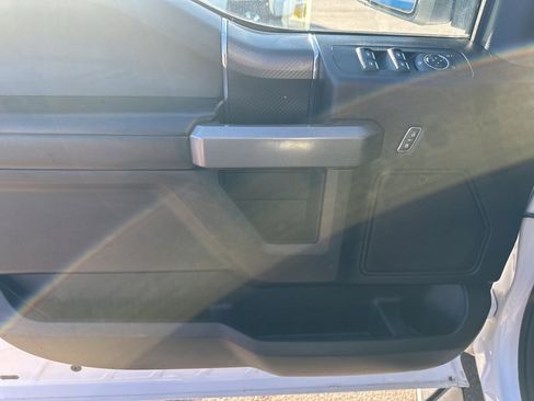 Used 2018 Ford F150 XLT w/ Equipment Group 302A Luxury image 18