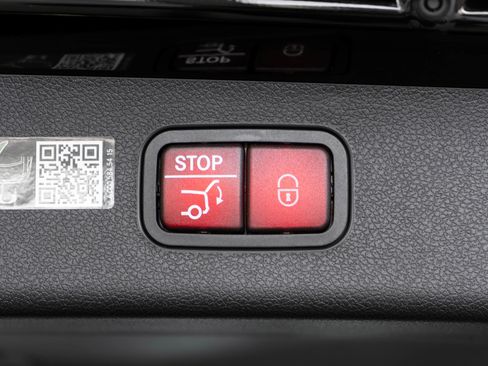 Used 2025 Mercedes-Benz E 450 4MATIC All-Terrain Wagon image 34