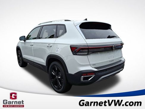 New 2025 Volkswagen Taos SEL image 3