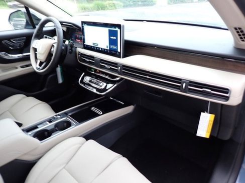 New 2025 Lincoln Corsair Grand Touring w/ Equipment Group 302A image 34