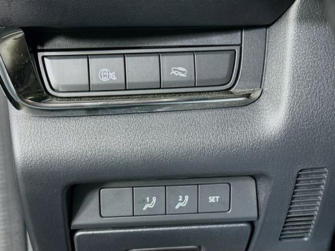 Used 2025 MAZDA CX-30 AWD 2.5 S w/ Preferred Package image 17