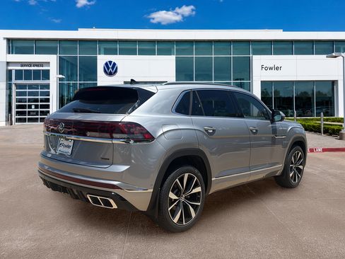 New 2026 Volkswagen Atlas Cross Sport SEL Premium R-Line AWD/4WD image 5