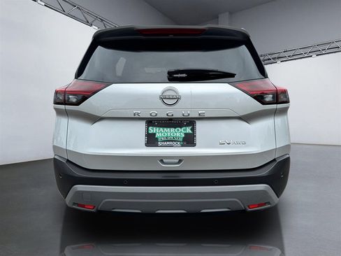 Used 2023 Nissan Rogue SV AWD/4WD image 6