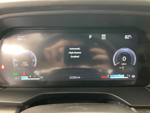 Used 2023 Jeep Grand Cherokee L Overland w/ MOPAR Finishing Package AWD/4WD image 14