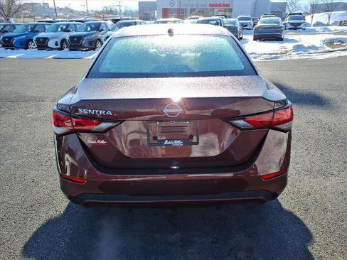 Certified 2025 Nissan Sentra SV w/ SV Premium Package FWD image 6