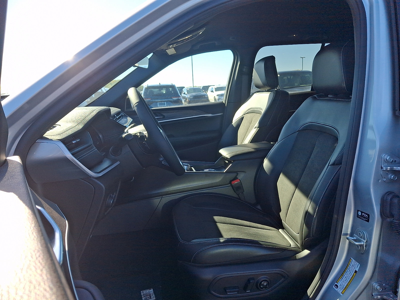 New 2026 Jeep Grand Cherokee Altitude AWD/4WD image 6