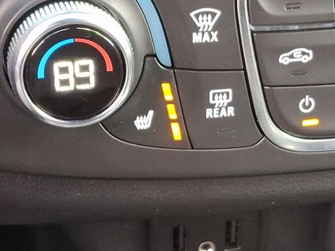 Certified 2023 Chevrolet Traverse LT w/ LPO, Cargo Package image 25