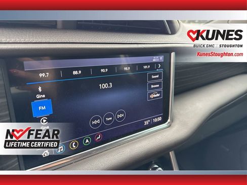 Used 2021 GMC Yukon Denali w/ Denali Premium Package image 34