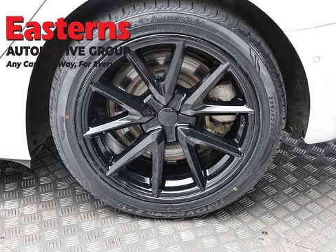 Used 2018 Tesla Model 3 Long Range AWD/4WD image 8