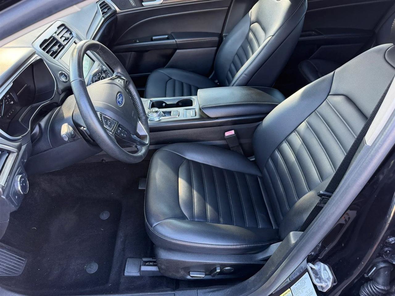 Used 2019 Ford Fusion SEL FWD image 20