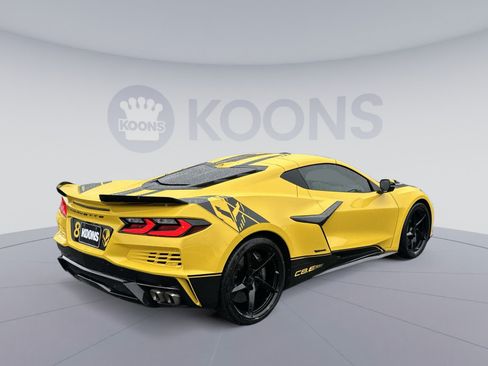 Used 2025 Chevrolet Corvette E-Ray w/ Battery Protection Package AWD/4WD image 16